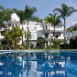 Apartment Serinamar- Naranjos De, Marbella